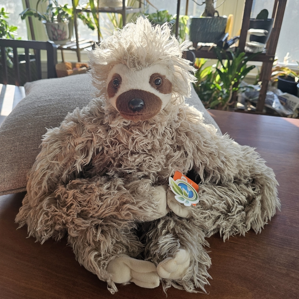 NWT Sloth Plush Toy, Soft and Snuggly, Wild Republic